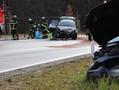 Vorfahrtsmissachtung führt zu schwerer Kollision mit zwei Verletzten Vorfahrtsmissachtung führt zu schwerer Kollision mit zwei Verletzten