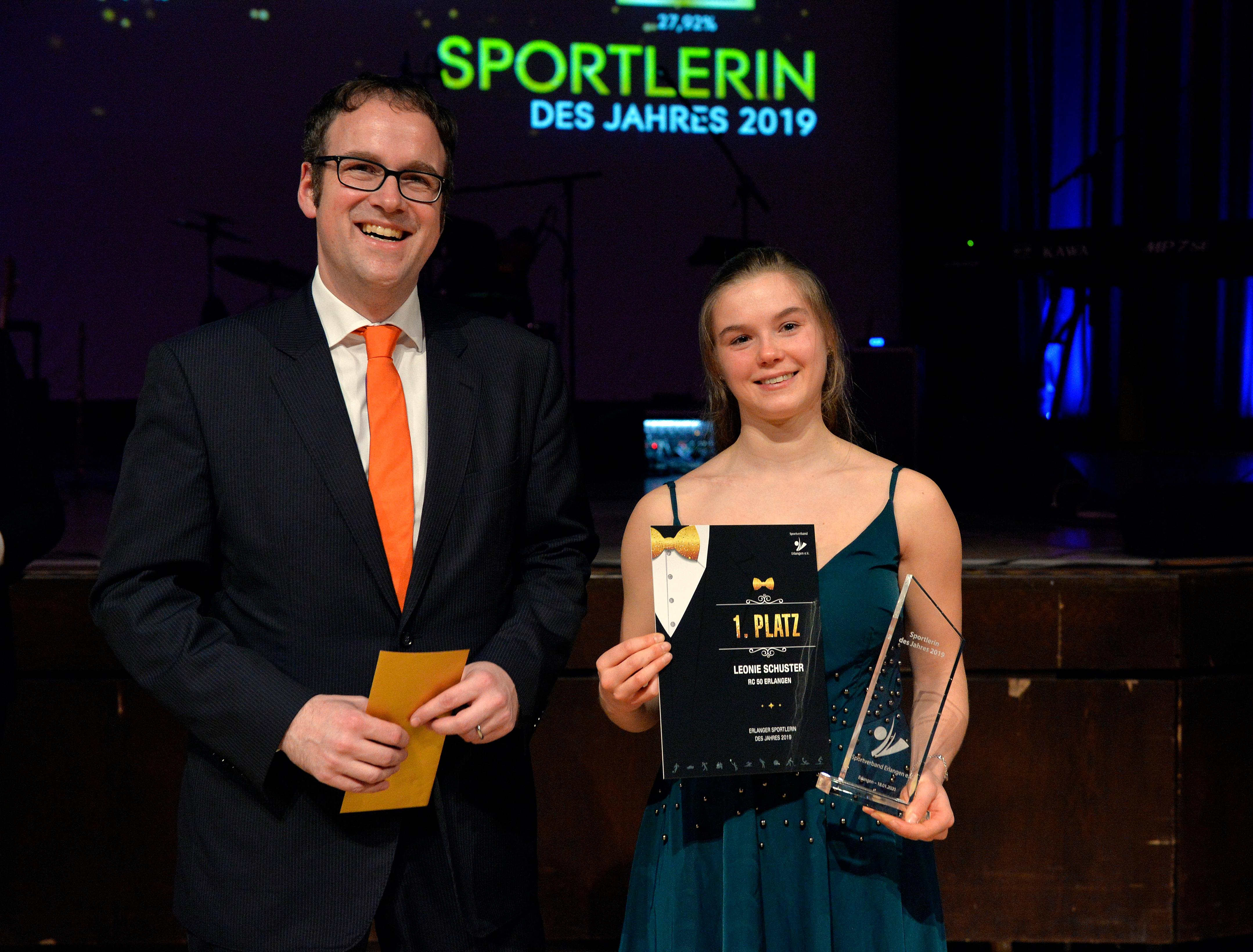 Leonie Schuster ist Deutsche Vizemeisterin im BMX Racing. Sie war überwältigt von ihrer Auszeichnung.