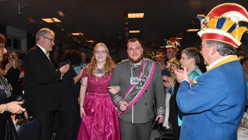 Närrische Feier! Gredonia krönt sein neues Prinzenpaar
