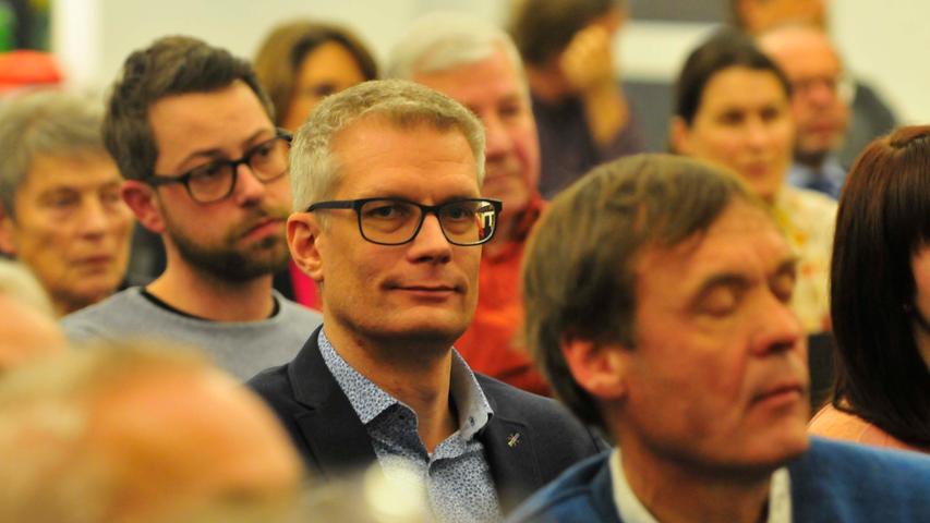 Auch Forchheims Oberbürgermeister Uwe Kirschstein (SPD) war bei der Diskussion anwesend.