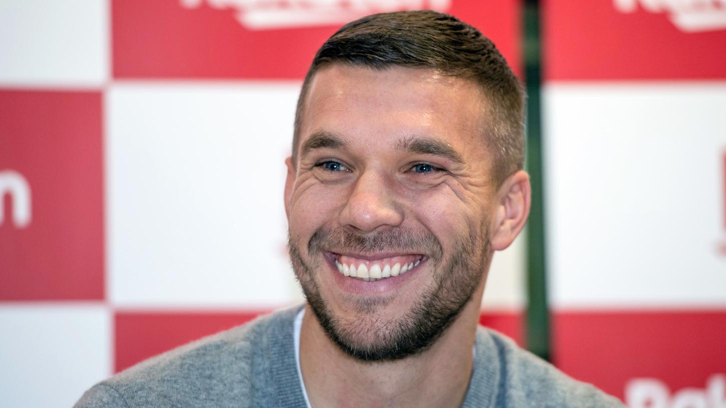 Lukas Podolski bedankt sich beim 1. FC Köln für den "angenehmen und offenen Austausch" über seine Möglichkeiten bei seinem Herzensverein.