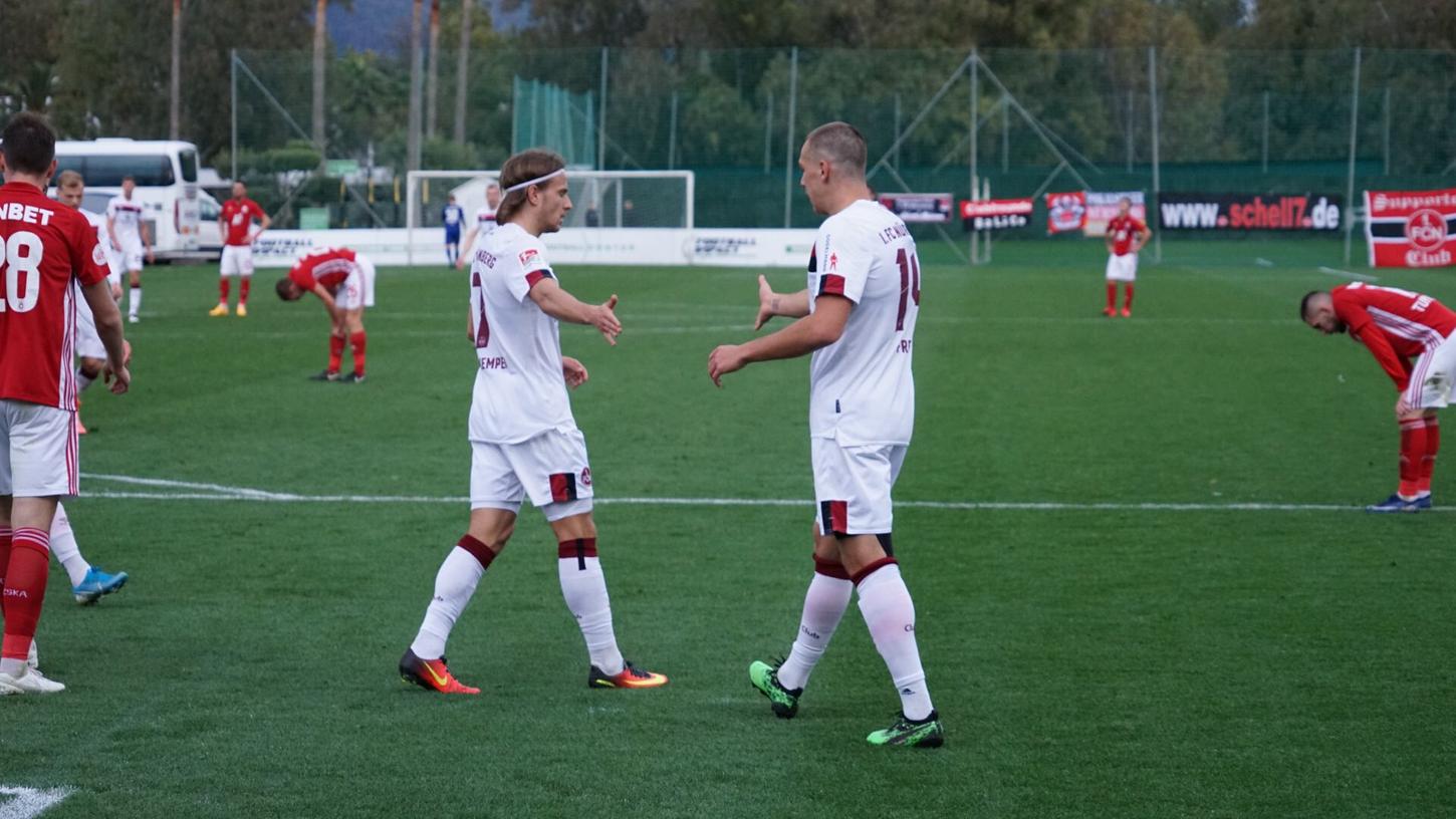 Felix Lohkemper brachte den Club mit seinem Doppelpack innerhalb von knapp fünf Minuten gegen Sofia in Führung. Felix Lohkemper brachte den Club mit seinem Doppelpack innerhalb von knapp fünf Minuten gegen Sofia in Führung.