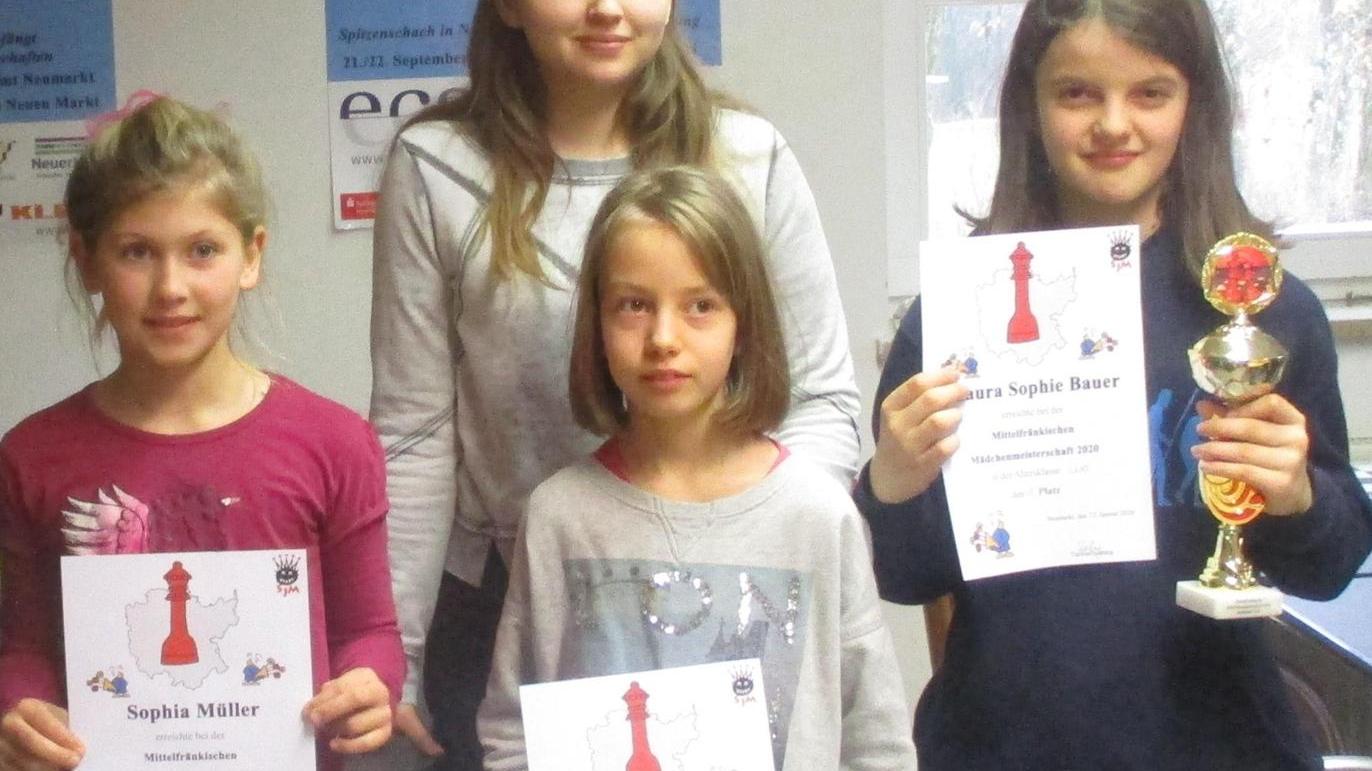 Schach: Laura Sophie Bauer schafft den Hattrick
