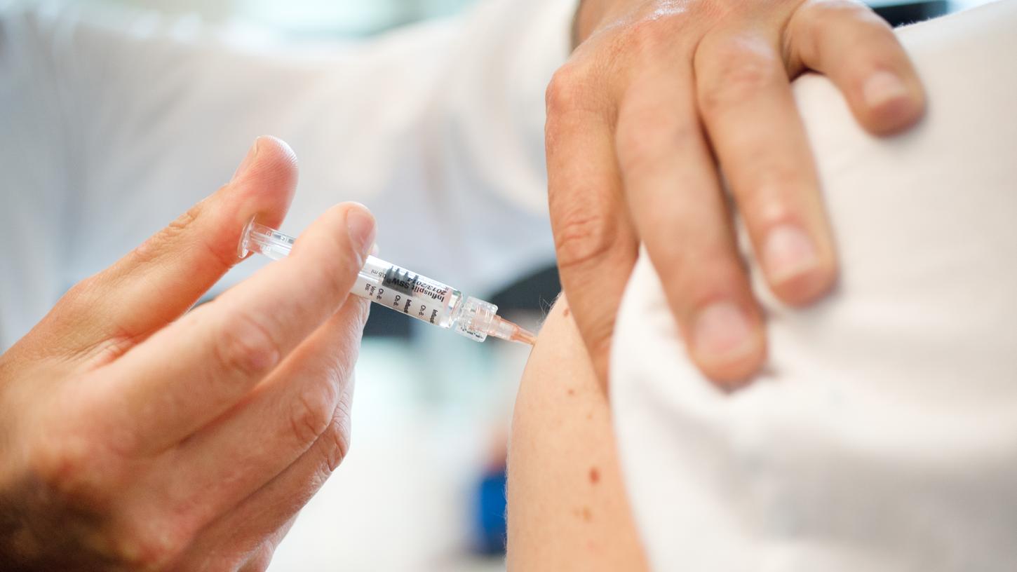 Die Zahl der Grippefälle steigt, noch kann man sich dagegen impfen lassen.