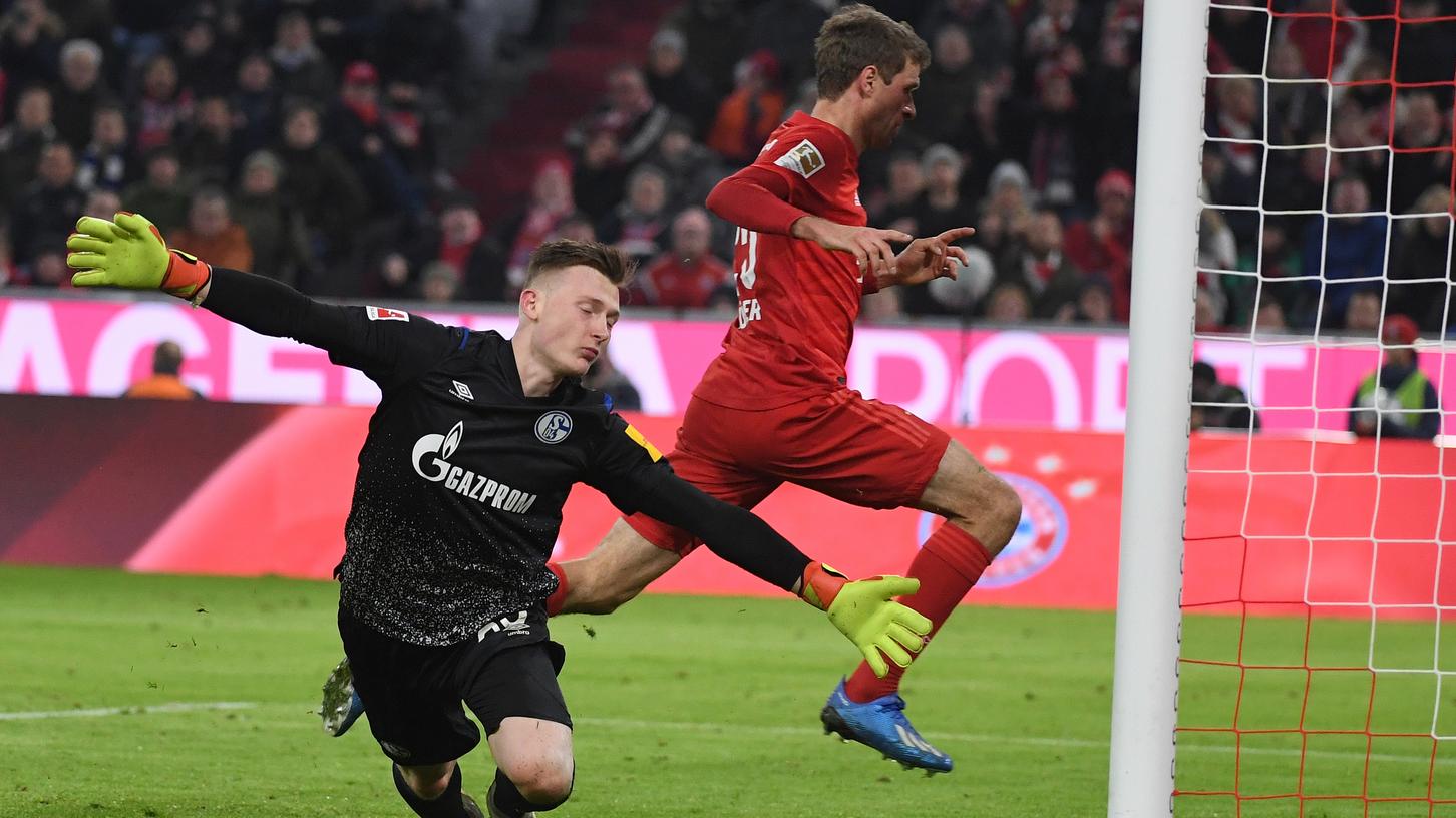 Bayern bügelt Schalke weg - Sabiri hilft Paderborn von Platz 18