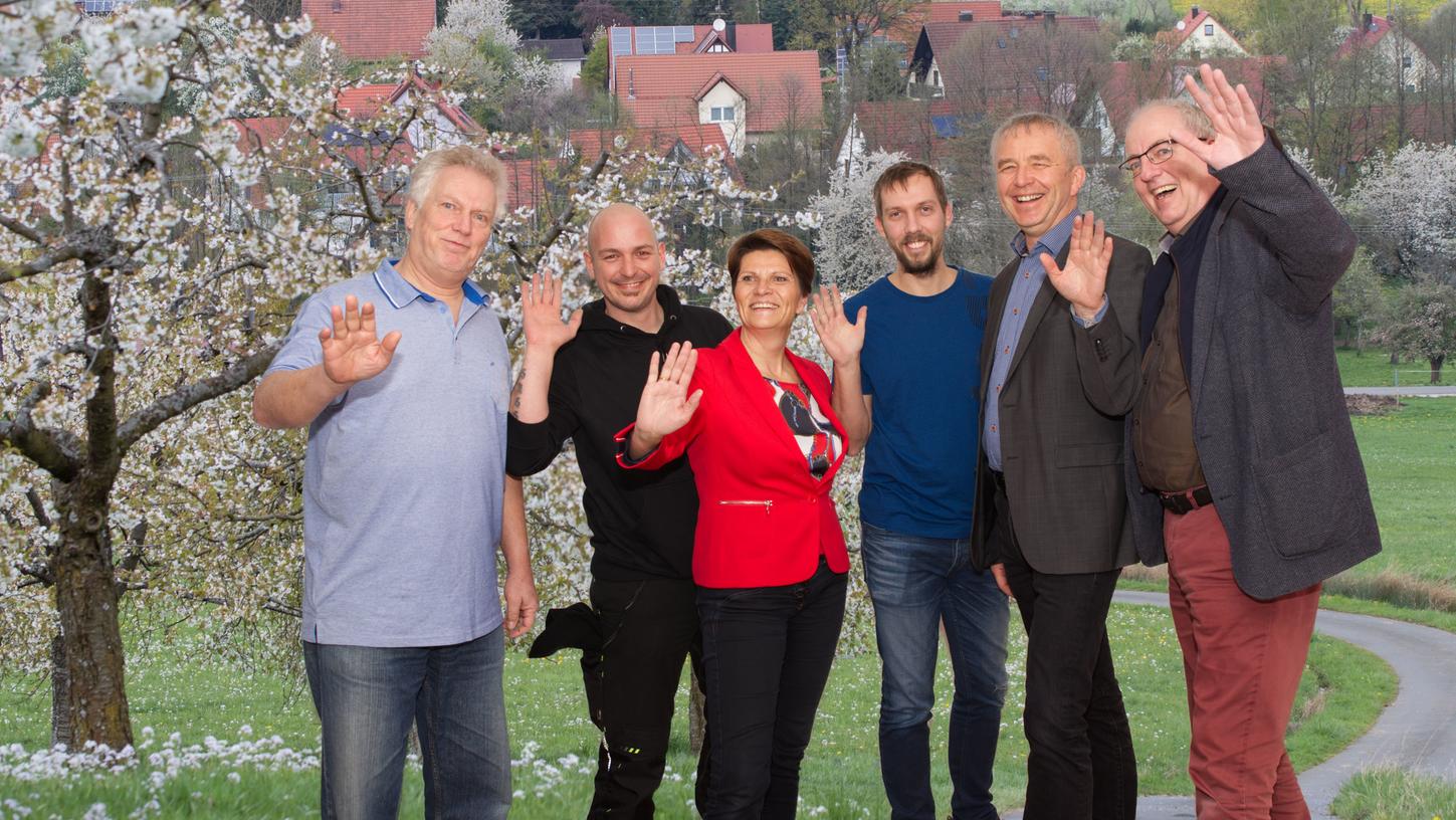 Die Überparteiliche Wahlgemeinschaft will bei der Kommunalwahl in Neunkirchen möglichst viele Stimmen gewinnen. Die Überparteiliche Wahlgemeinschaft will bei der Kommunalwahl in Neunkirchen möglichst viele Stimmen gewinnen.