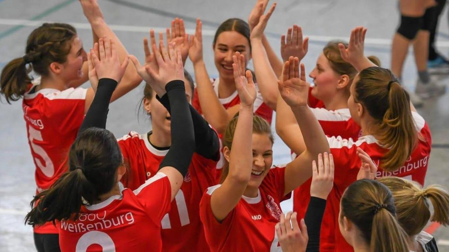 Doppelter Jubel bei Weißenburger Volleyballerinnen