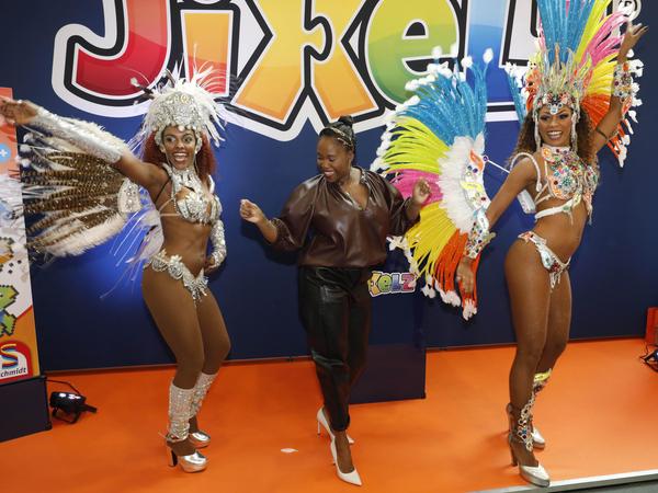 Royals und Samba-Show: So war die Preview der Spielwarenmesse