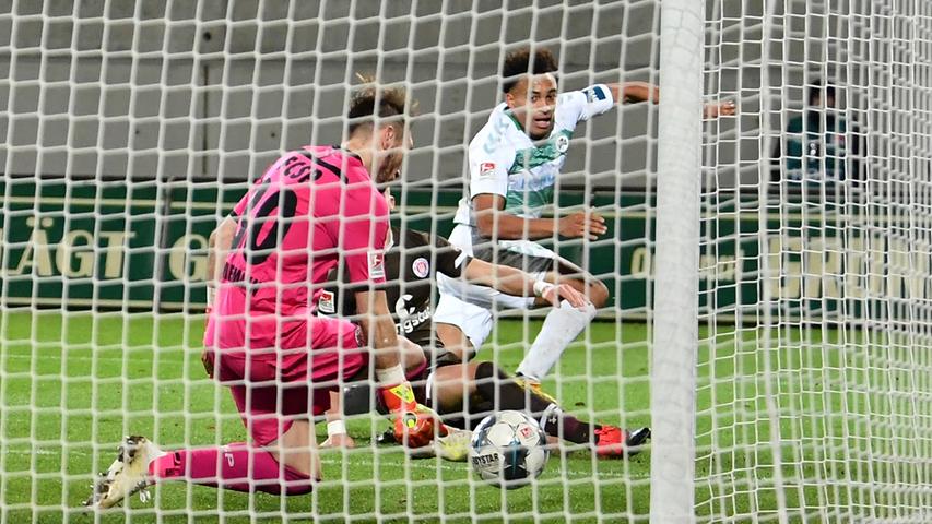 Effizient und überraschend: Fürth schlägt St. Pauli mit 3:0