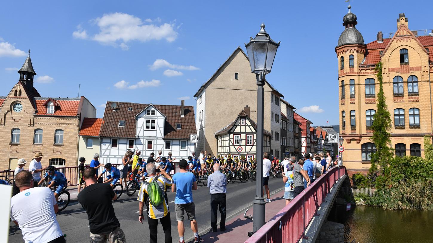 So sah es 2019 bei der Deutschland Tour auf der Etappe von Göttingen nach Eisenach aus. Das Radsport-Event soll 2021 nach Erlangen kommen.