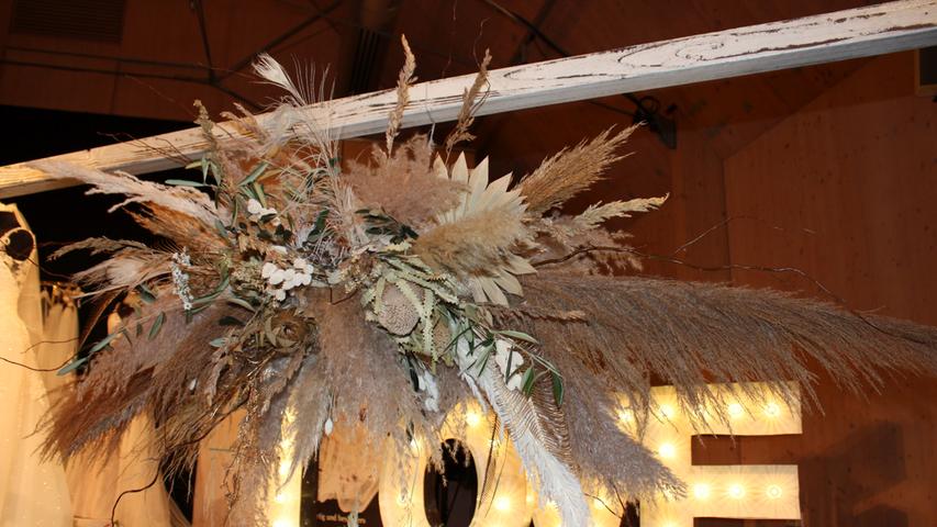 Die Besucher der Hochzeitsmesse in Muhr am See konnten dort viele schöne Dekorationsideen bewundern.