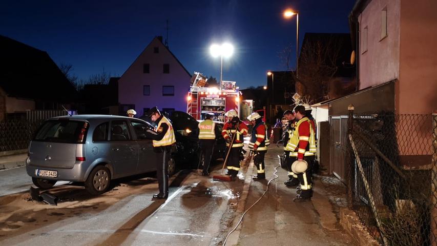 Drei Verletzte nach Frontalkollision im Landkreis Fürth
