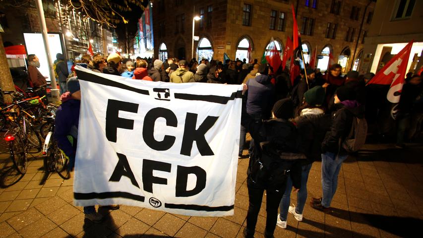 Spontandemo in Nürnberg: Protest gegen Ministerpräsidentenwahl in Thüringen