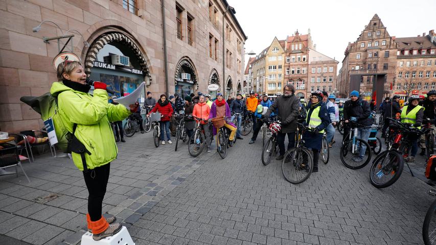 Mit der Nudel durch Nürnberg: Alle Bilder der Radfahrer-Demo