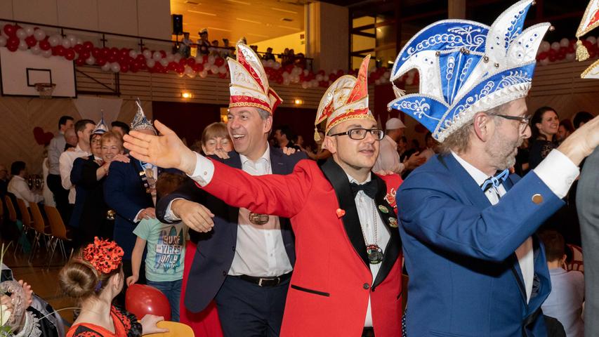 Mit Hut, Spaß und Trompete: Feierliche Prunksitzung in Weisendorf 