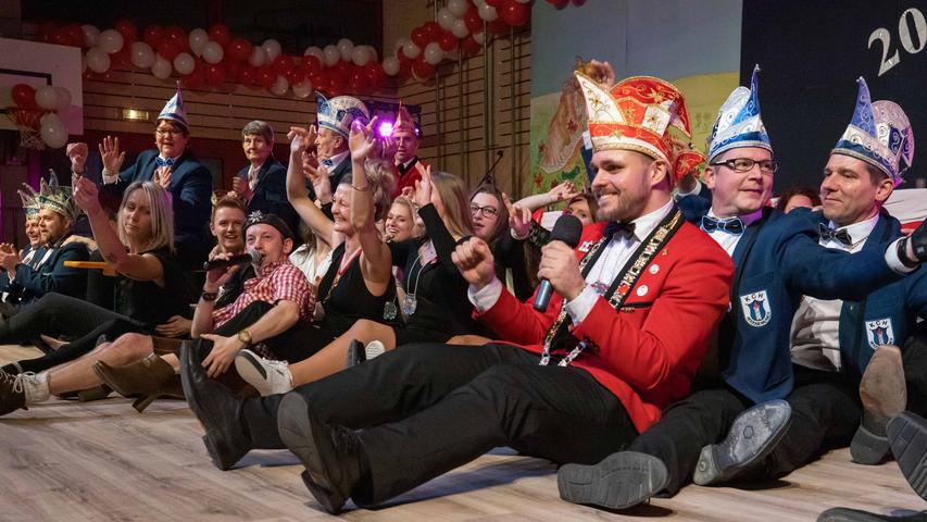 Mit Hut, Spaß und Trompete: Feierliche Prunksitzung in Weisendorf 