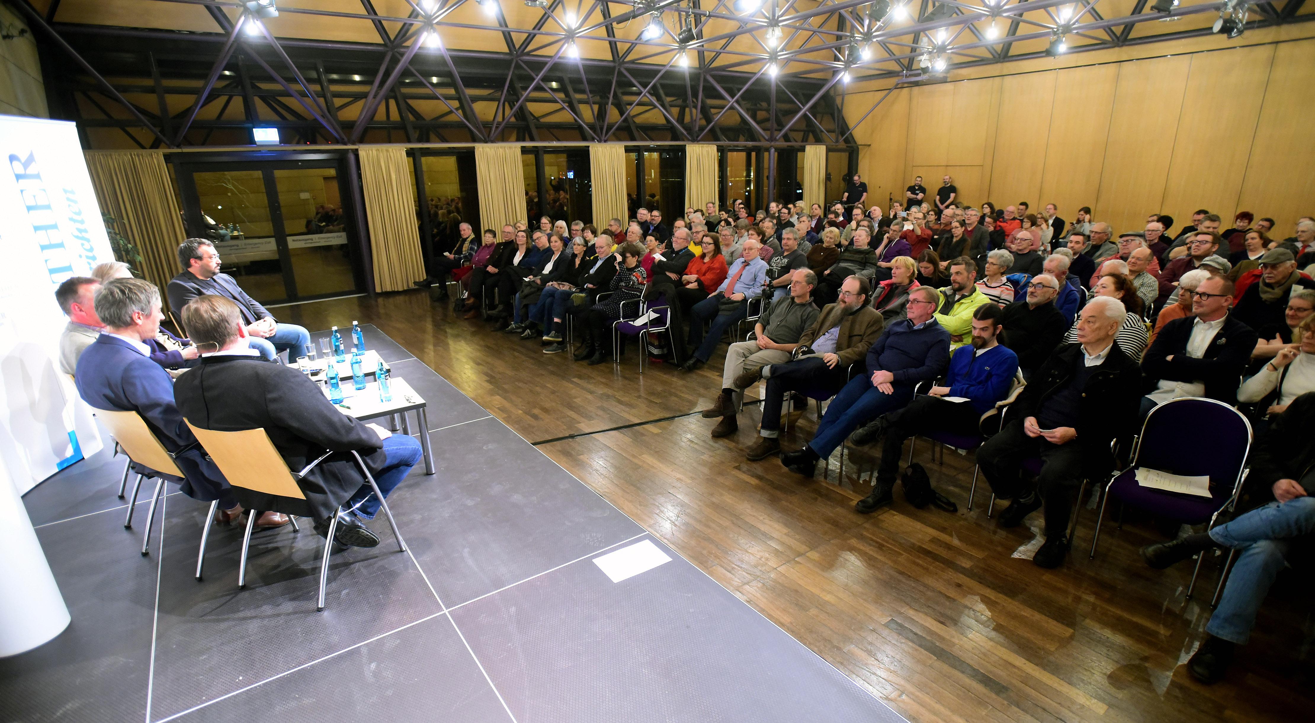 Die FN-Redakteure Wolfgang Händel und Johannes Alles fühlten den drei aussichtsreichsten OB-Kandidaten auf den Zahn.