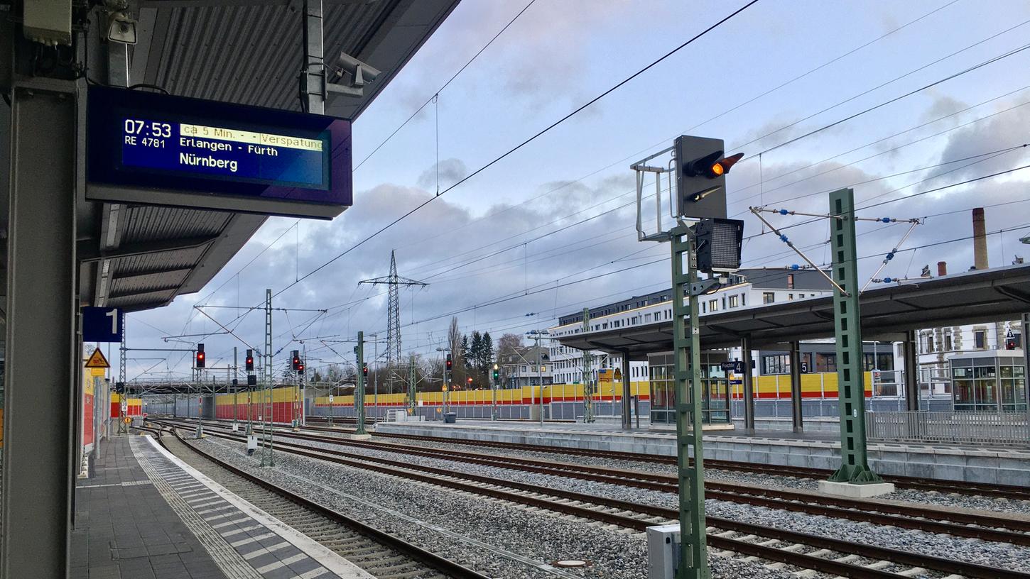 Der Regionalzugverkehr von und zum Bahnhof Forchheim funktioniert wieder - wenn auch mit Verspätungen.