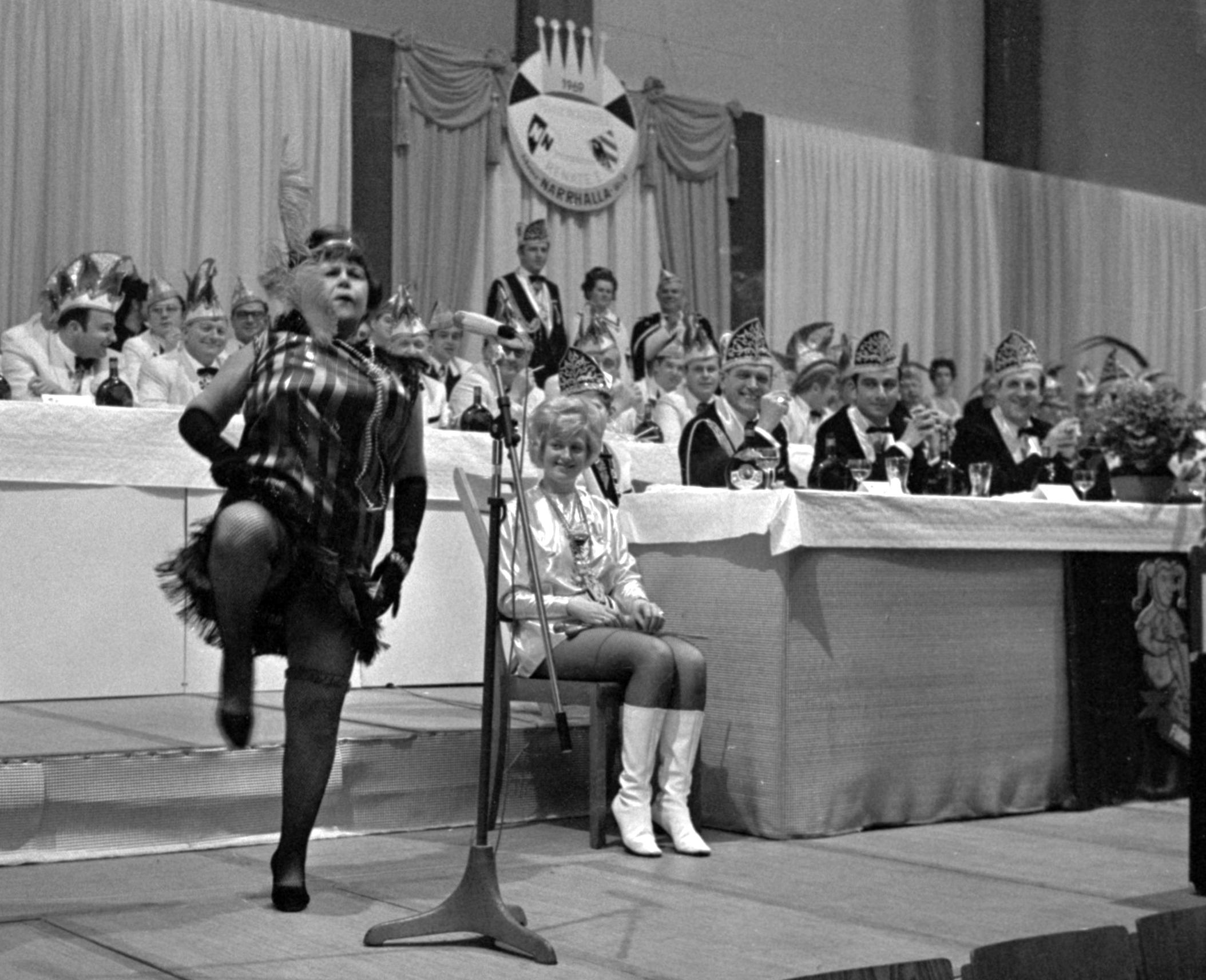 1969 wurde Nürnberg die Faschingshochburg: In diesem Jahr fand in der Messehalle erstmals die europäische Elf-Städte-Sitzung statt.