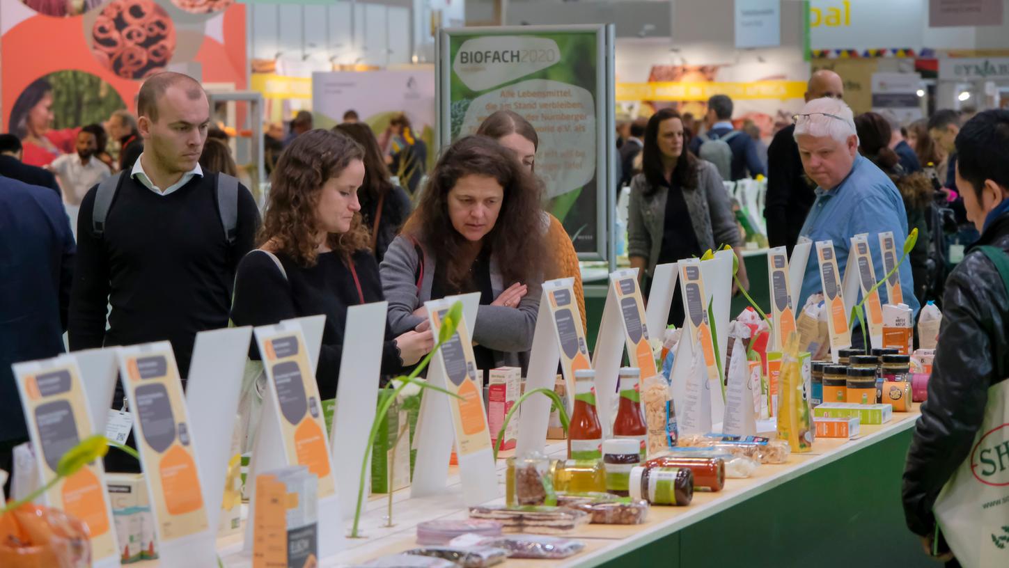 Dieses Jahr ist alles anders: Auch die Neuheitenschau der Messen BioFach und Vivaness finden digital statt. Dieses Jahr ist alles anders: Auch die Neuheitenschau der Messen BioFach und Vivaness finden digital statt.
