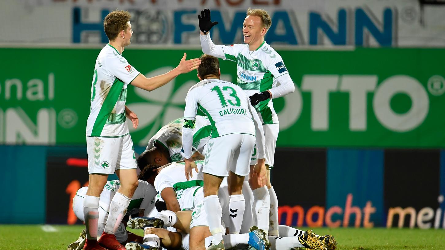 Trotz der ärgerlichen Niederlage gegen Hannover will das Kleeblatt Bielefeld mit breiter Brust empfangen.