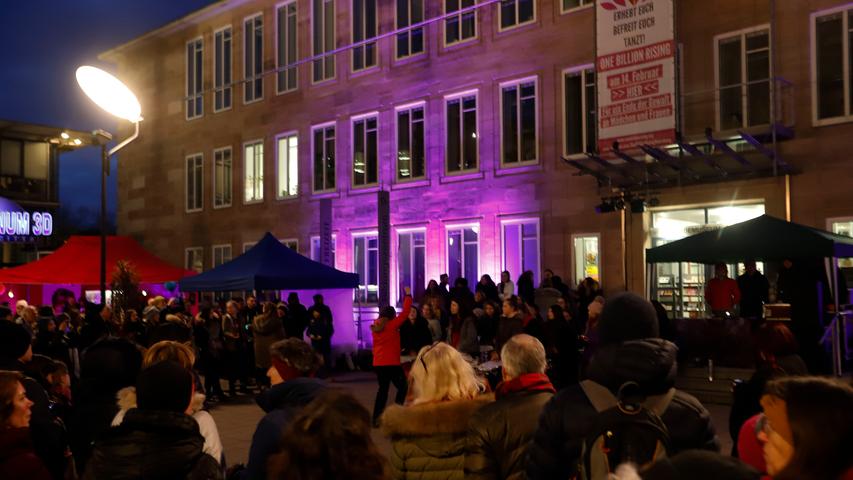 One Billion Rising: Nürnberger tanzen gegen Gewalt an Frauen