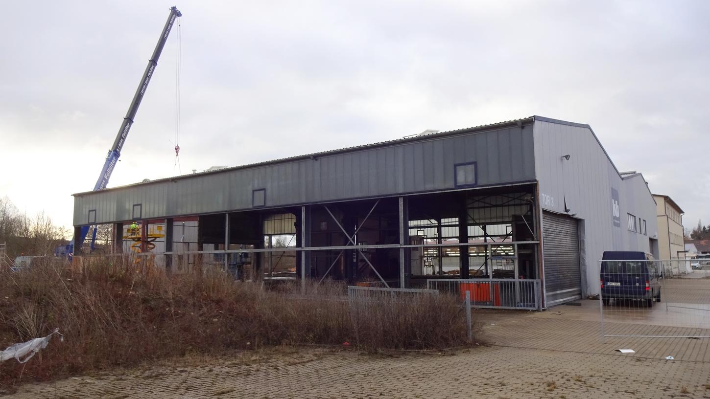 Treuchtlinger Feuerwehrhaus: Neubau startet mit Abriss