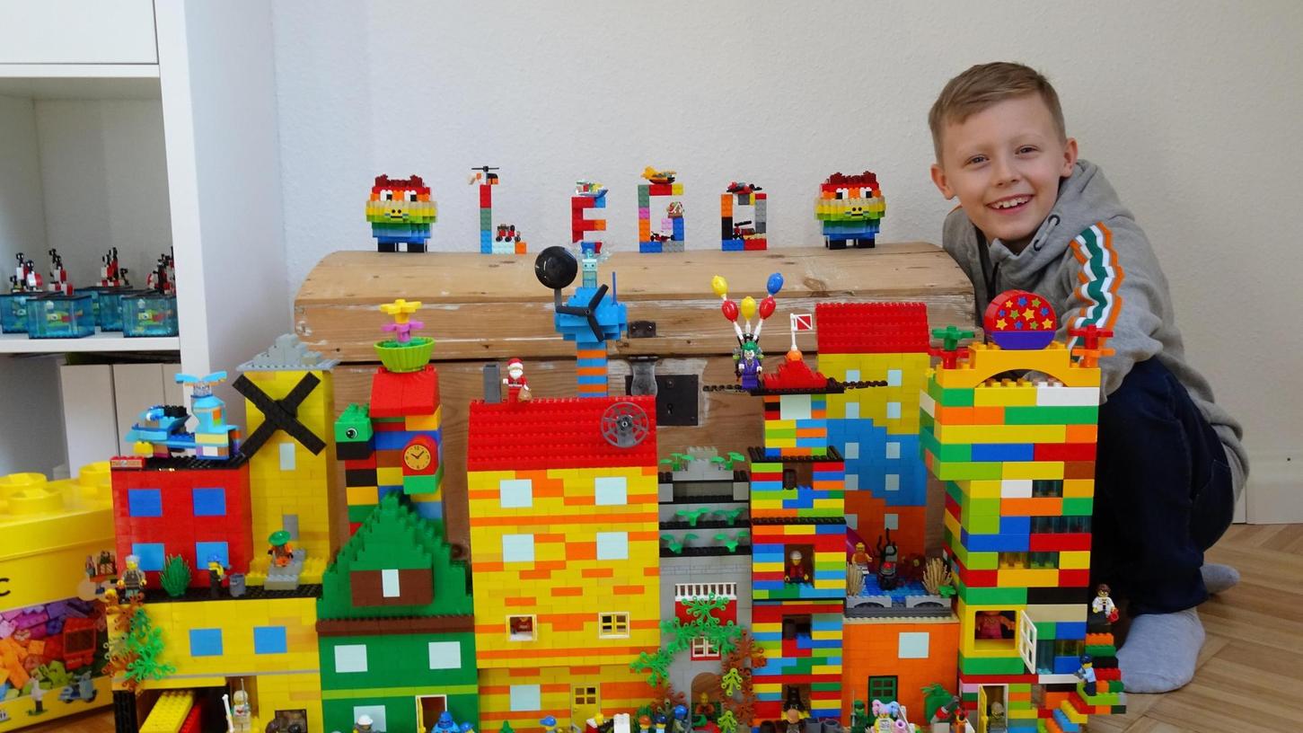 Wettbewerb: Fürther Familie baut Traumhaus aus Lego