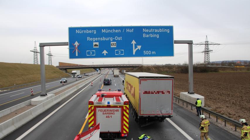 A3 Richtung Nürnberg nach schwerem Unfall gesperrt