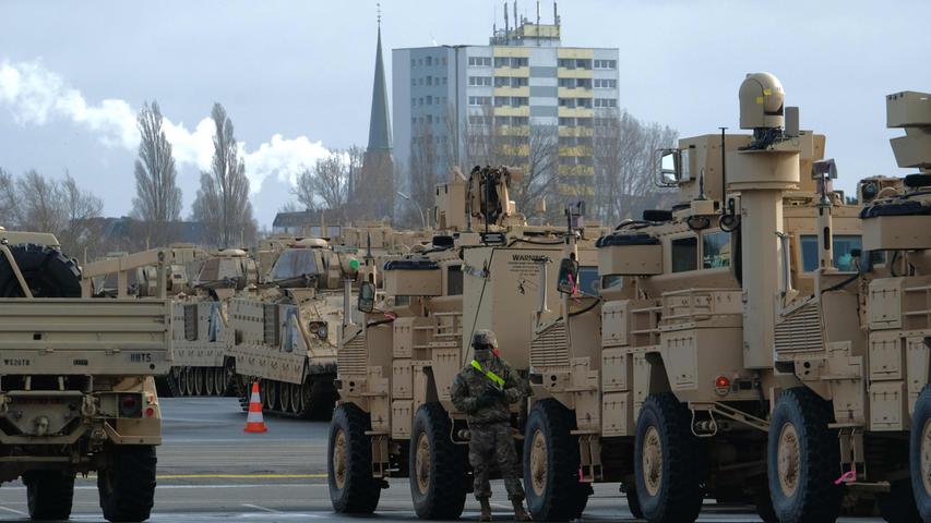 Panzer auf den Straßen: Militärübung "Defender Europe" tritt in Hauptphase