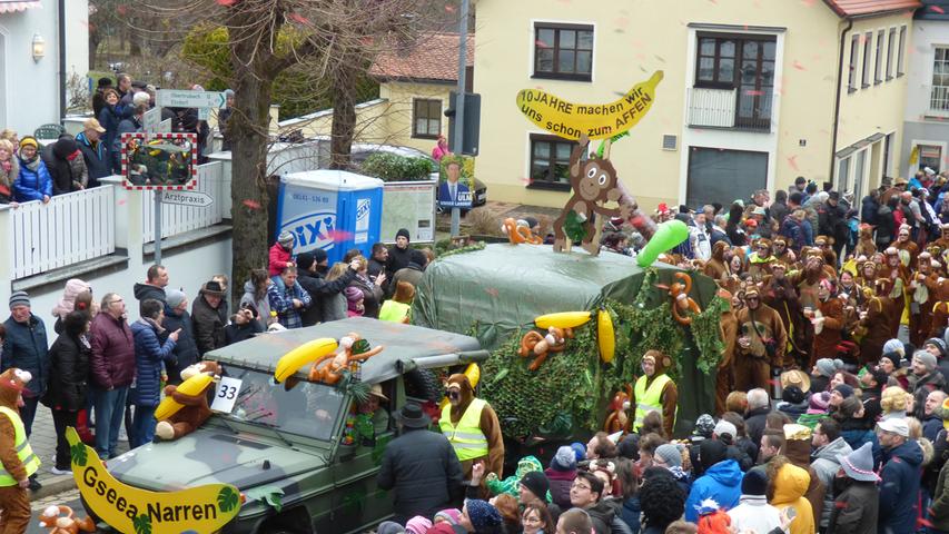 Gaudiwurm in Gößweinstein: Tausende feiern auf der Straße