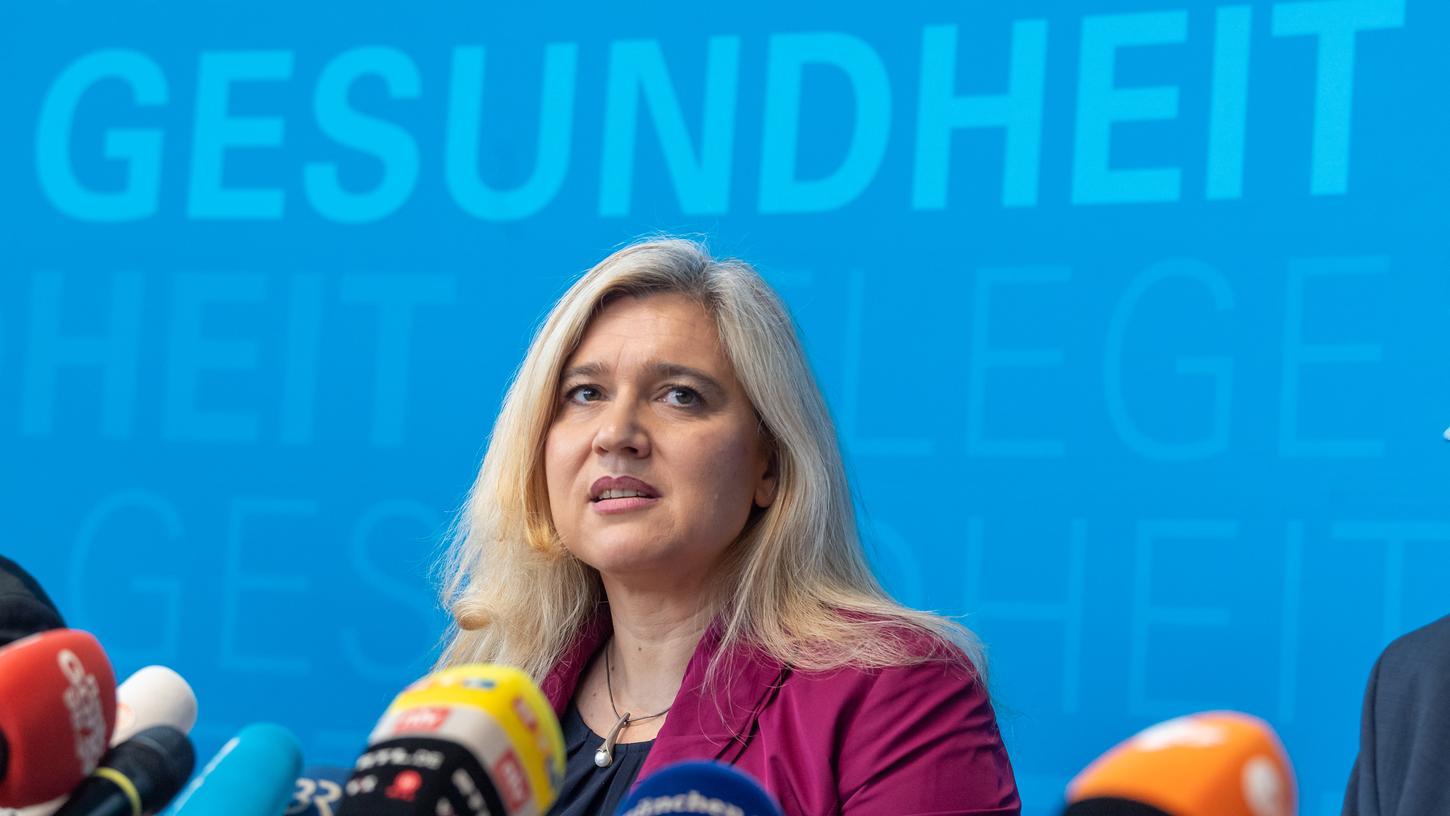 Coronavirus: Gefahr bleibt nach Einschätzung der bayerischen Gesundheitsministerin Melanie Huml (CSU) bestehen.
