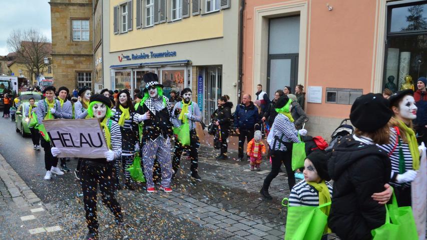 Bamberger Faschingsumzug: Tausende Narren ziehen durch die Stadt