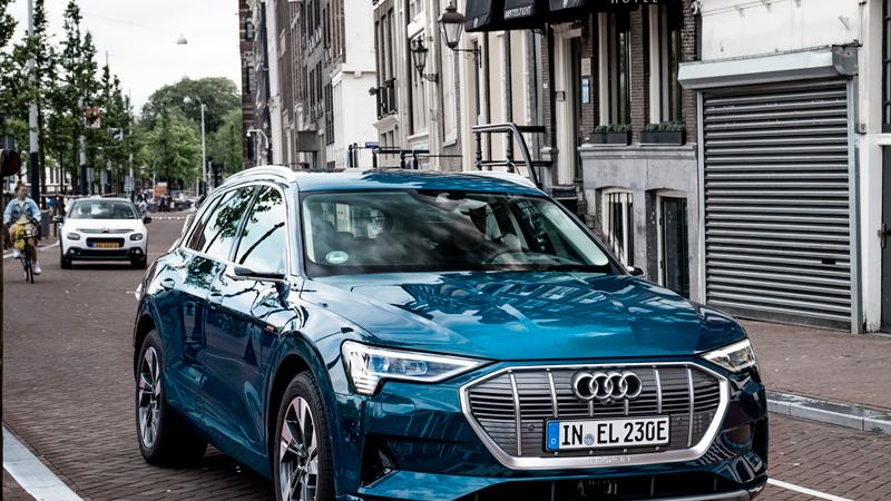 Audi e-tron 55 quattro: So fährt sich das Elektro-SUV