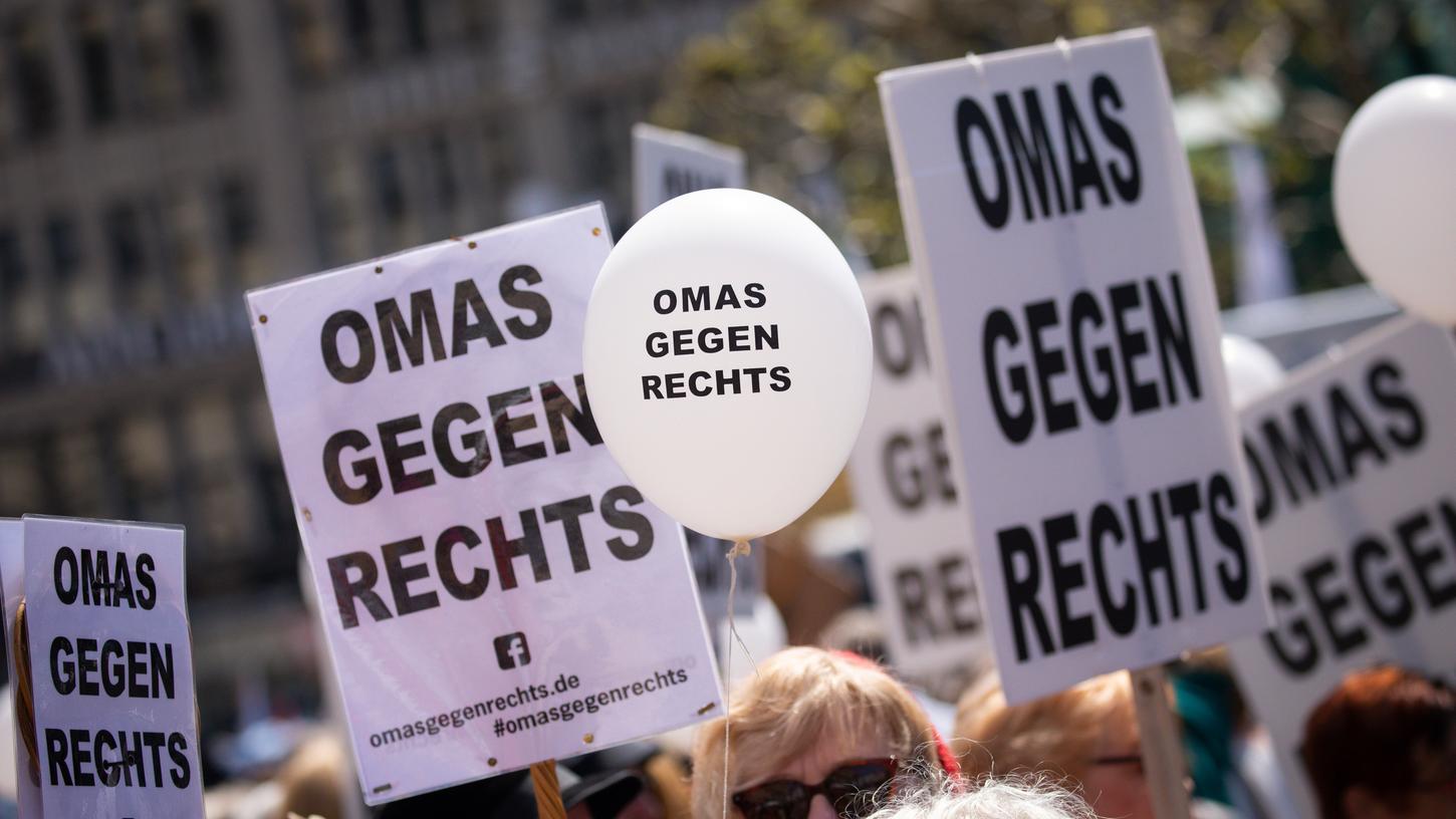 "Omas gegen rechts" ist eine deutschlandweite und österreichweite Bewegung.