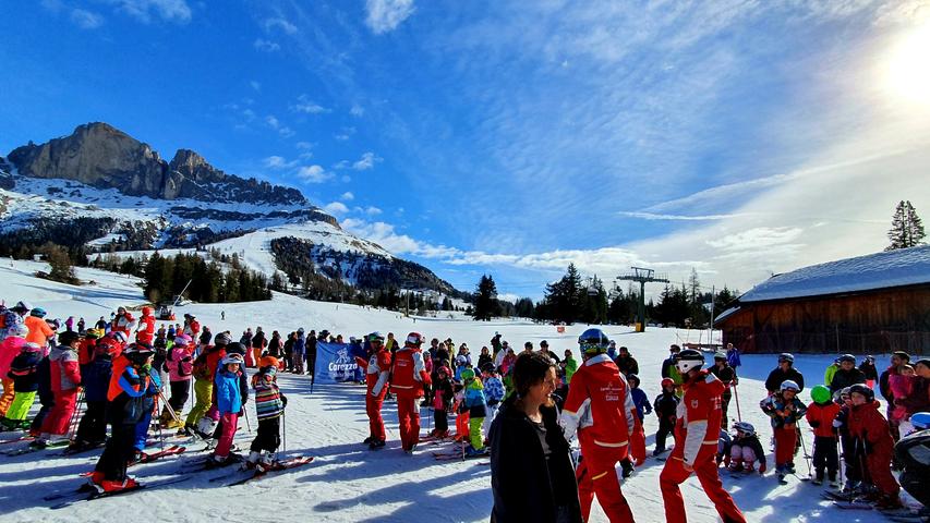 Treffpunkt der Skischule.