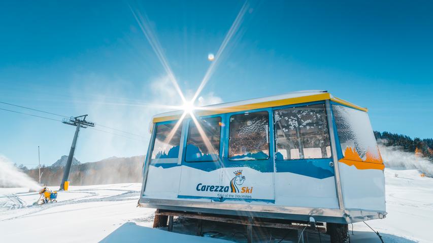 Diese ehemaligen Gondel von Carezza Ski ist heute eine Art Talstation für die Rennleitung von Ski-Events.