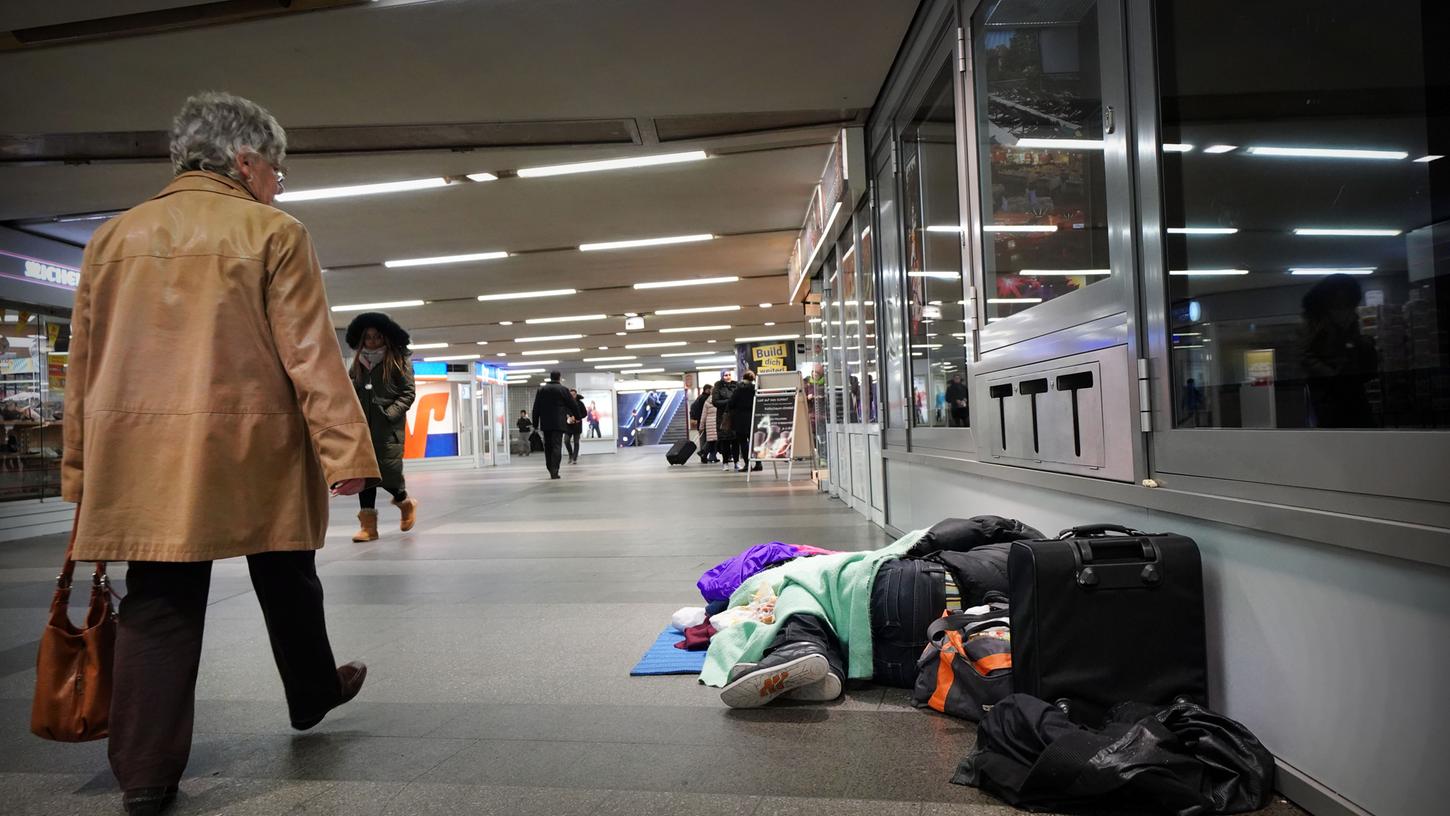 Gerade rund um den Nürnberger Hauptbahnhof wird die Armut oft sichtbar. 