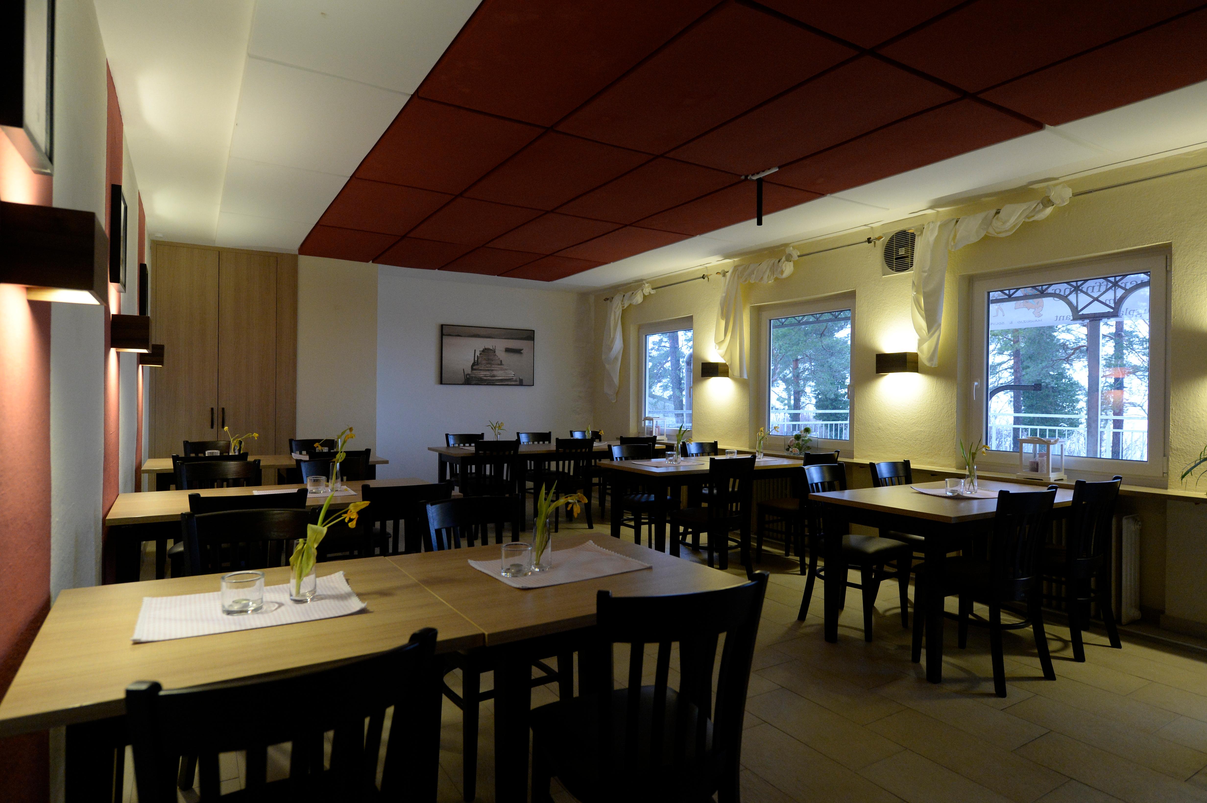 Auch könne er sich vorstellen, Saisonales wie beispielsweise Spargel auf die Karte zu heben, die er bewusst klein halten will. Weniger Auswahl, dafür mehr Qualität, lautet sein Motto.