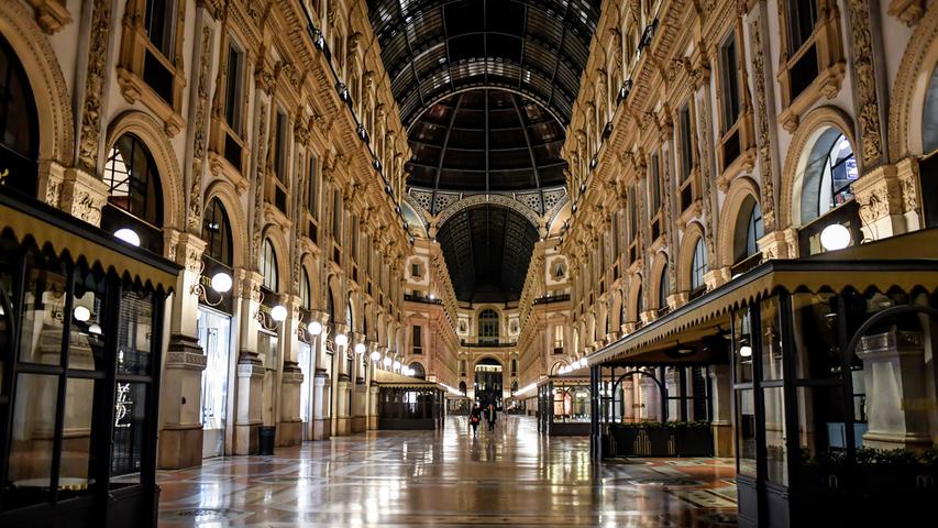 Die berühmte Viktor-Emanuel-Galerie ist normalerweise ein beliebtes Shoppingziel und Fotomotiv. Wegen des Coronavirus ist die Passage jedoch wie leergefegt.
