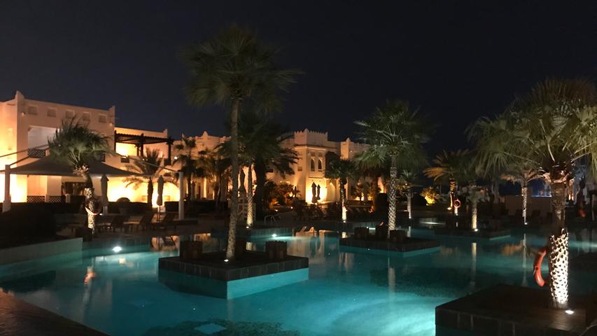 Günstige Hotels lassen sich in Katar nur schwer finden, die meisten sind entsprechend luxuriös ausgestattet.