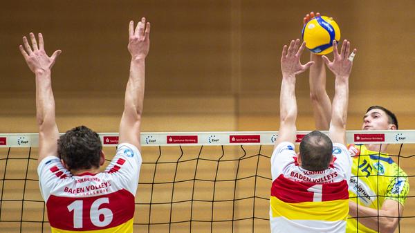 Wie der Europäische Volleyballverband mitteilte, werden alle europäischen Klubwettbewerbe mit sofortiger Wirkung abgebrochen. Das schließt sowohl die Champions League als auch den CEV-Cup und den Challenge Cup ein.