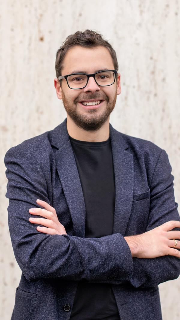 Tobias Eberle (SPD) tritt in Solnhofen die Nachfolge von Manfred Schneider an.