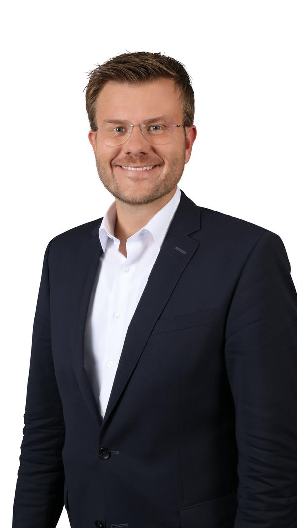 Marcus König (CSU) Beruf: Bankkaufmann. Erhaltene Stimmen: 89629. Da König als Oberbürgermeister gewählt wurde, ging sein Stadtratsmandat an die Nachrückerin Nicole Alesik.
