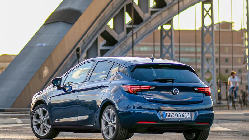 Kompakte Konkurrenz: VW Golf, Opel Astra, Kia Ceed, Renault Mégane 