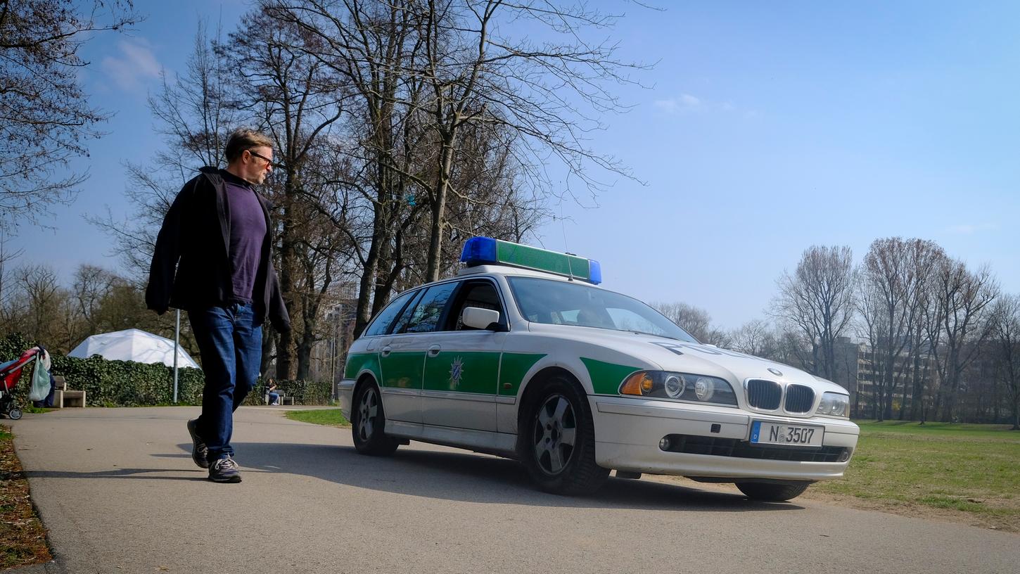 Seit Samstag, 0 Uhr, führen Polizeibeamte in ganz Bayern verstärkte Kontrollen durch.