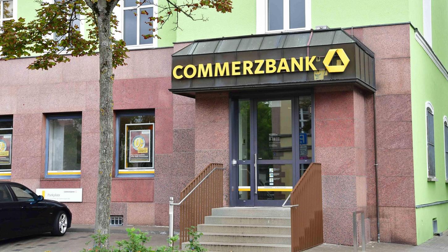 Neumarkt: Commerzbank gewinnt Kunden dazu