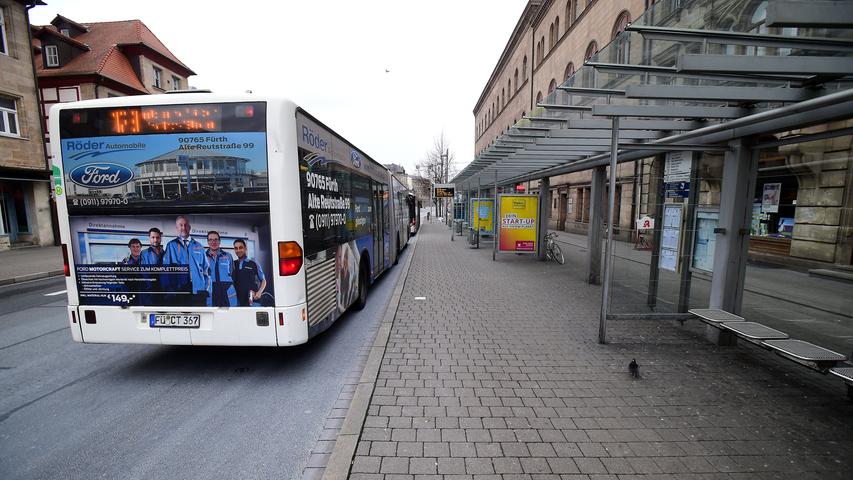 Die Busse befördern meist nur einzelne Fahrgäste.