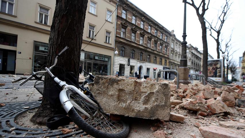Ein Erdbeben der Stärke 5,3 traf am Sonntagmorgen die kroatische Hauptstadt Zagreb. Zahlreiche Gebäude und das Stromversorgungsnetz in der Stadt wurden dadurch beschädigt.