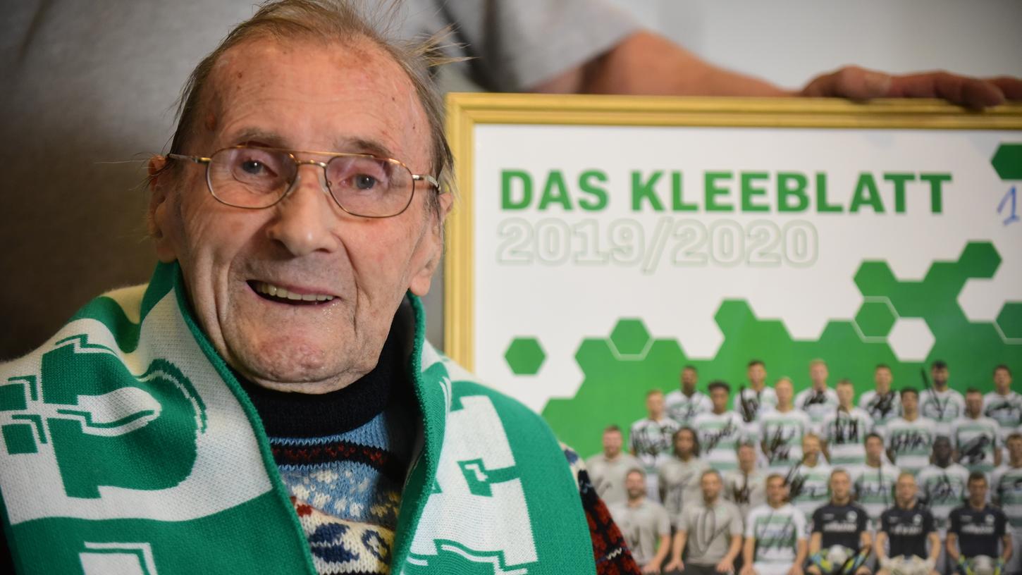 Als treuer Kleeblatt-Fan war Franz Lohrber bekannt - vor wenigen Tagen ist er im stolzen Alter von 93 Jahren gestorben.